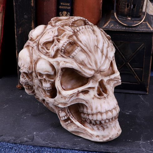 Skull of Skulls (JR) 18cm