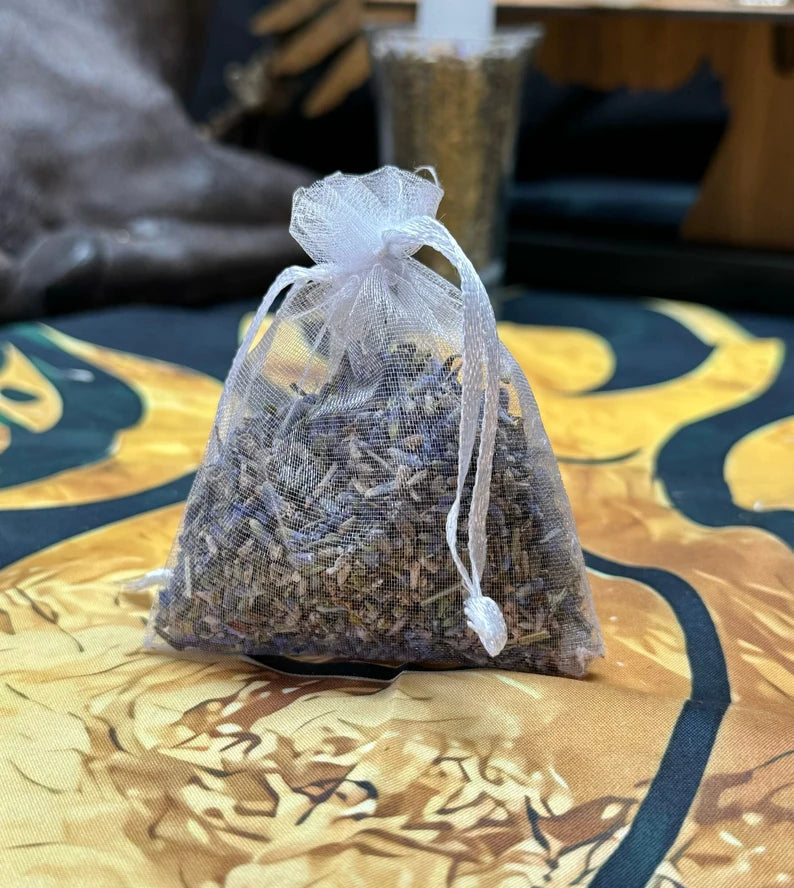 Lavender Sachets, Floral Sachet, Protection, Sleep Aromatherapy, Calming Spell, Purifying Spell, Witch, Wicca, Pagan